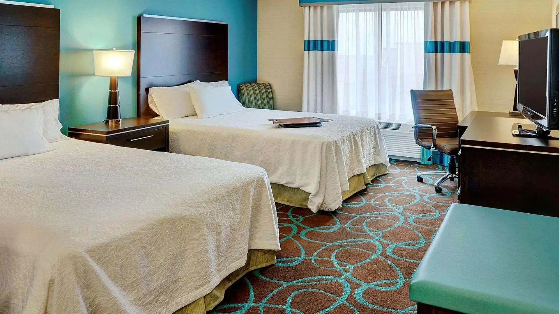 Hampton Inn By Hilton Winnipeg Hotel